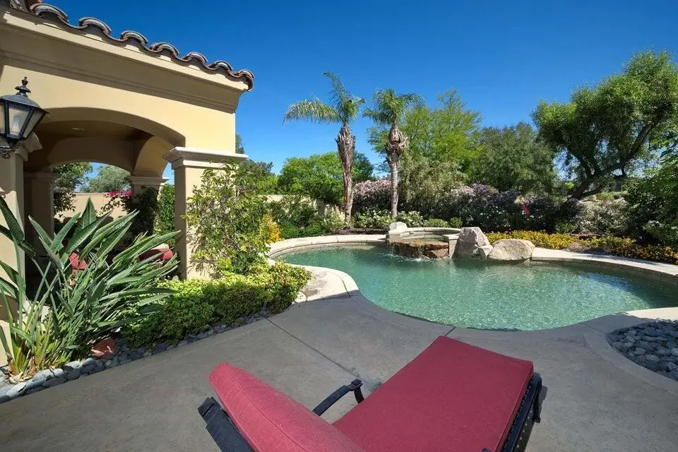 Single Family Residence for sale at 76132 Via Volterra, Indian Wells, CA featuring 3 beds and 4 baths