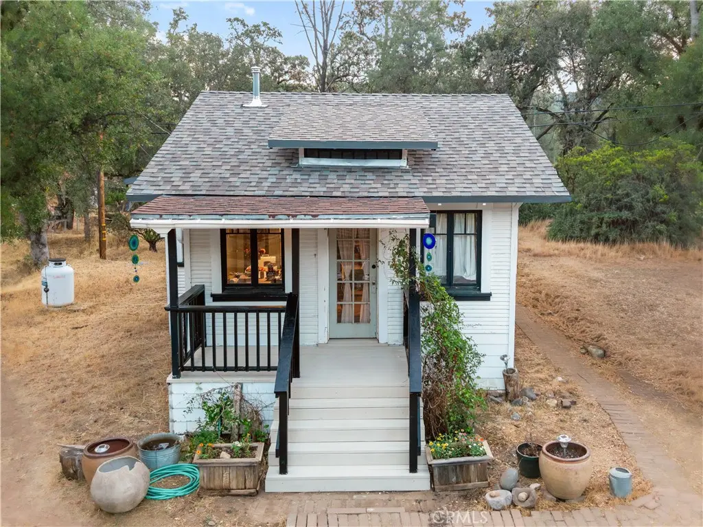 23800 West Road, Middletown, CA — listing photo 1