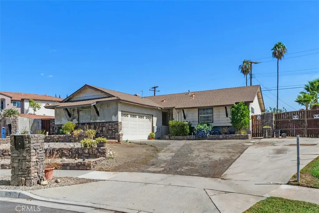 8512 Verbena, Riverside, CA — listing photo 1