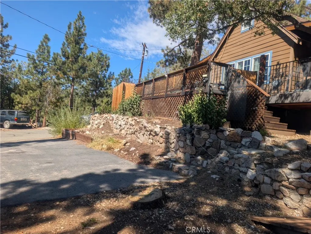 1137 Ridge, Fawnskin, CA — listing photo 1