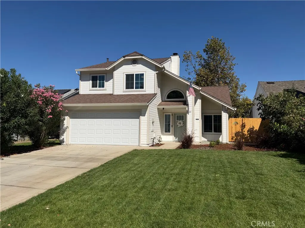 Single Family Residence for rent at 22 Glenshire Lane, Chico, CA featuring 3 beds and 3 baths
