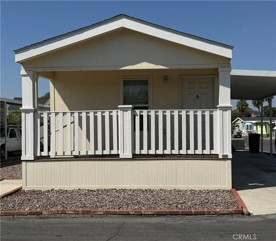 Manufactured In Park for sale at 1600 S San Jacinto Avenue 77, San Jacinto, CA featuring 2 beds and 2 baths