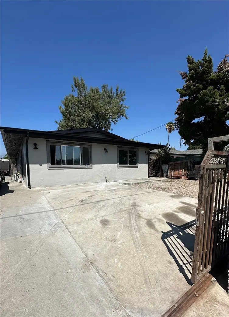 1684 W 8th, San Bernardino, CA — listing photo 1