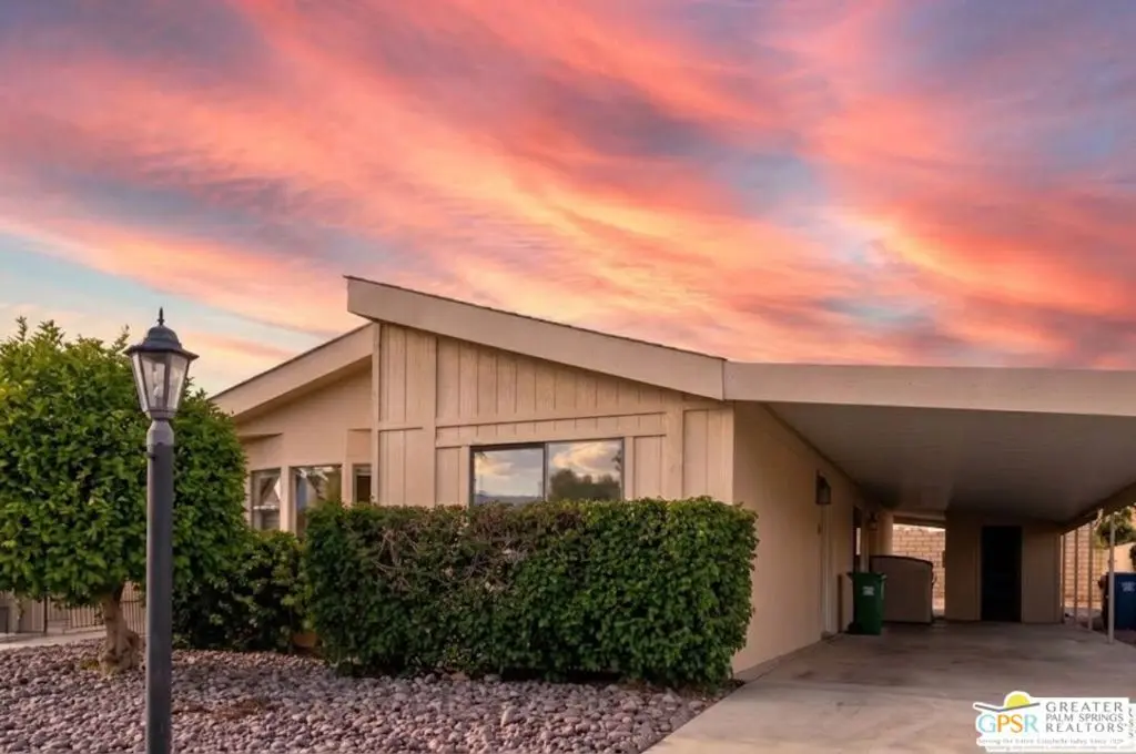 Residential Lease for rent at 74360 Angels Camp Road, Palm Desert, Riverside County, CA featuring 2 beds and 2 baths