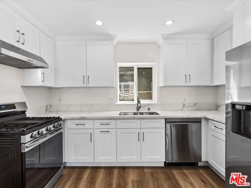 1165 Stanford St F, Santa Monica, CA — listing photo 1
