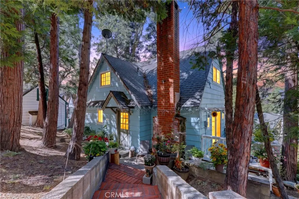 208 Heliotrope, Lake Arrowhead, CA — listing photo 1