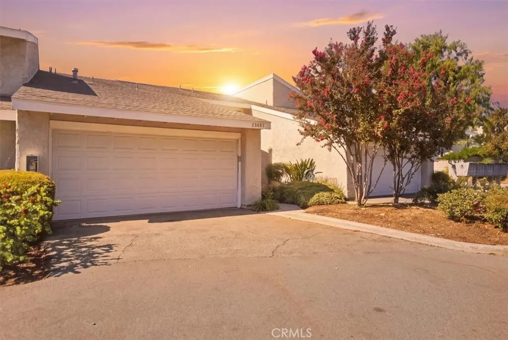 23207 Kimmore, Valencia, CA — listing photo 1