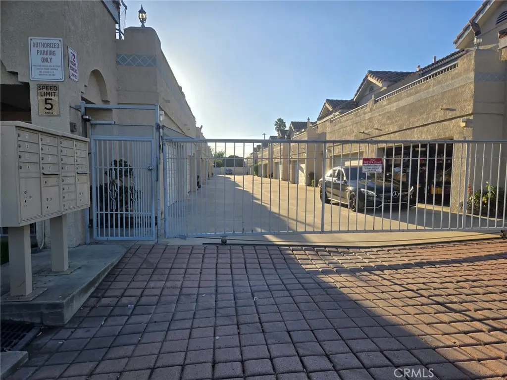 15539 Woodruff 17, Bellflower, CA — listing photo 1