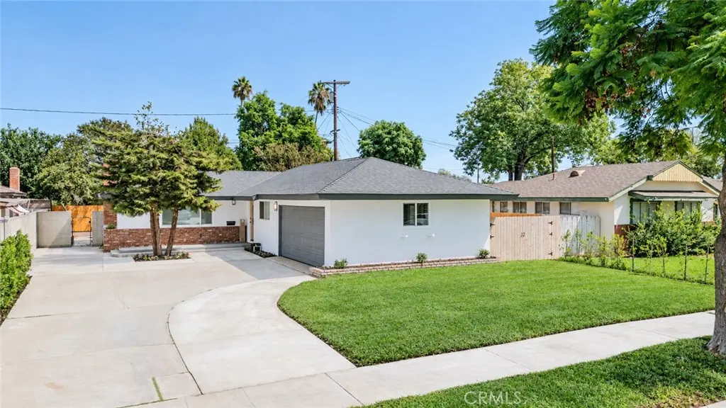 6458 Rhonda Road, Riverside, CA — listing photo 1