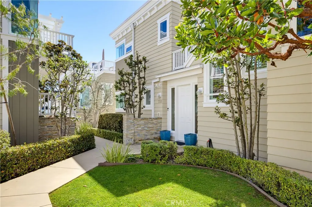 733 21st, Hermosa Beach, CA — listing photo 1