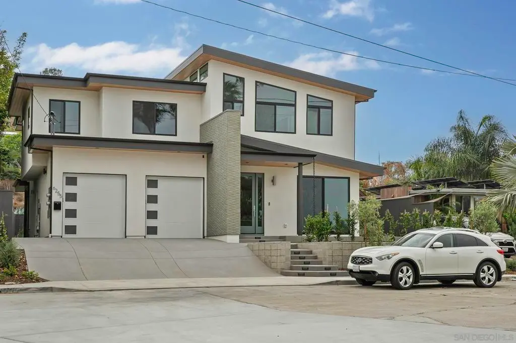 6255 Dowling Dr, La Jolla, CA — listing photo 1