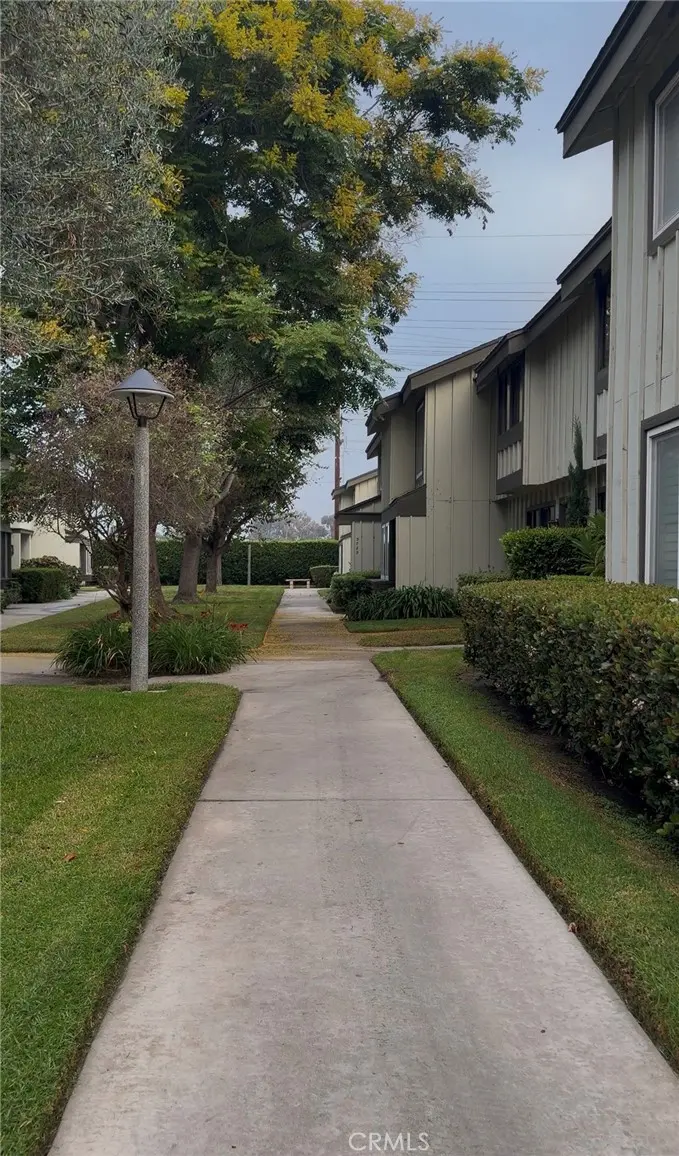 9753 Karmont, South Gate, CA — listing photo 1