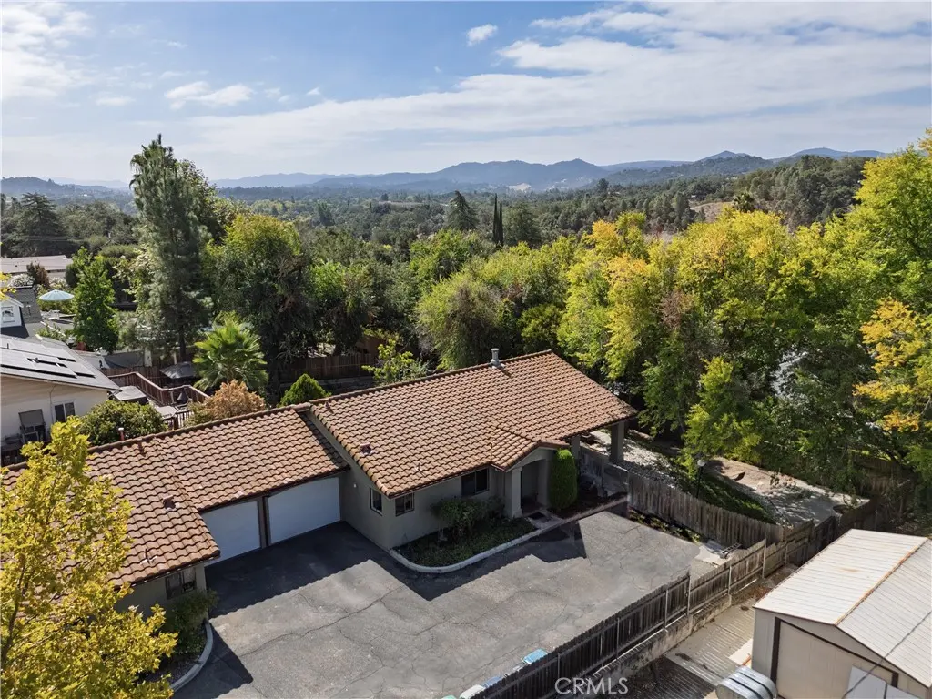 5260 Olmeda, Atascadero, CA — listing photo 1