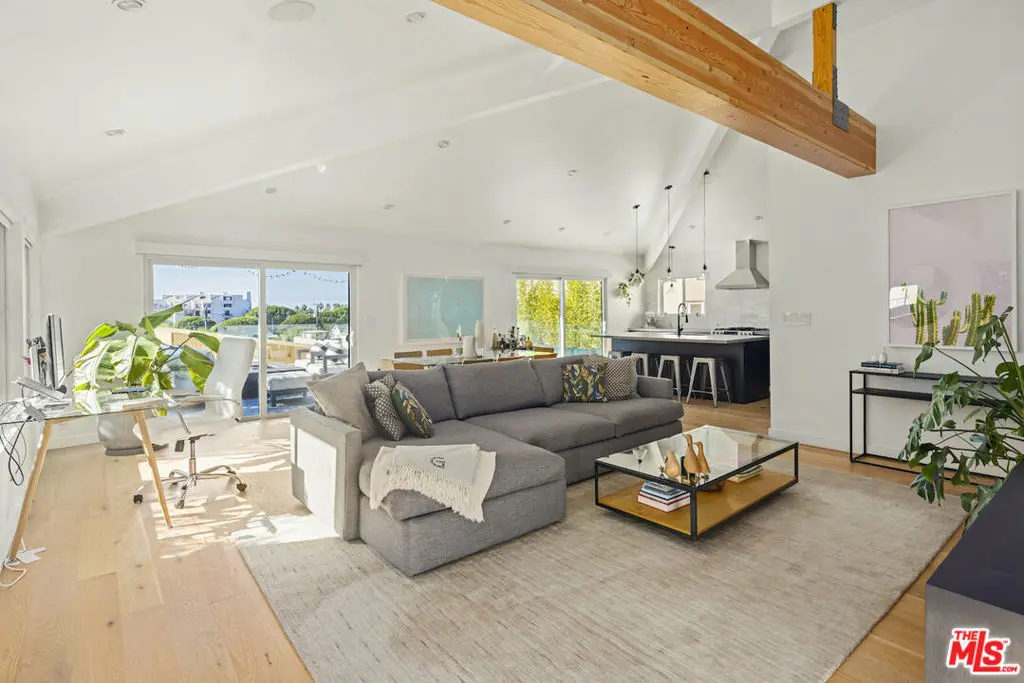 2918 3rd Street 1, Santa Monica, CA — listing photo 1