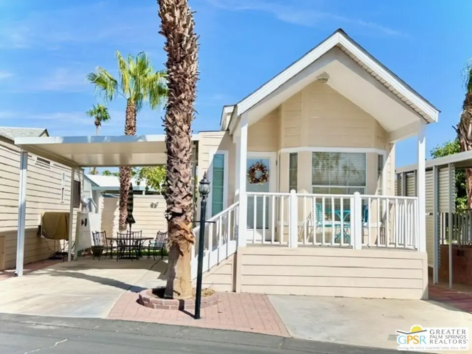 Manufactured In Park for sale at 69801 Ramon Road 141, Cathedral City, CA featuring 2 beds and 1 bath