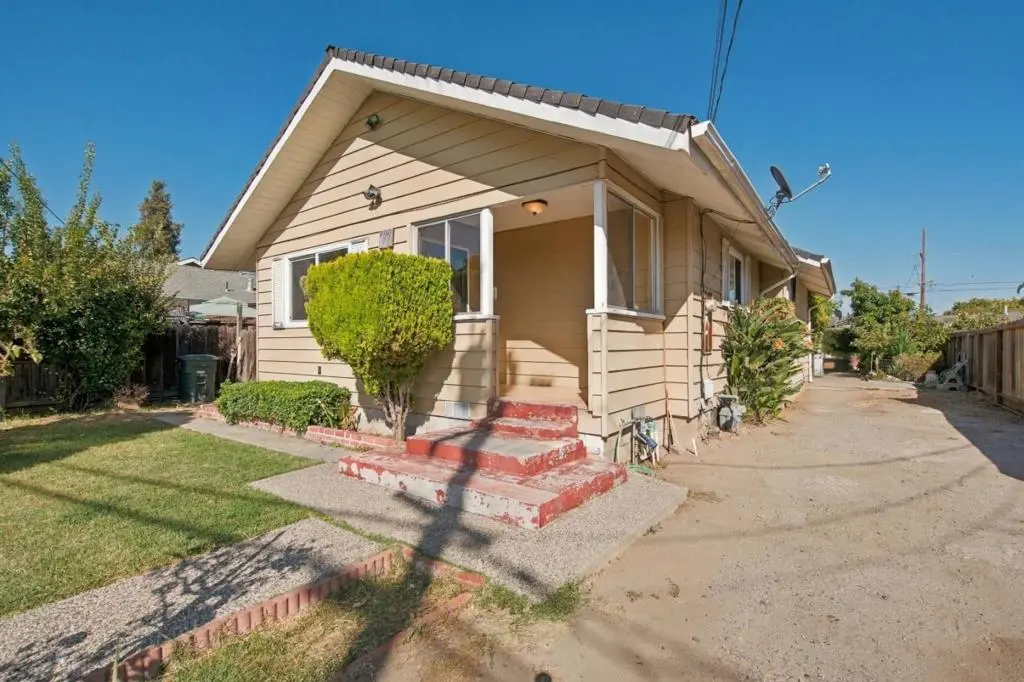 71 Rustic Street, Hollister, CA — listing photo 1