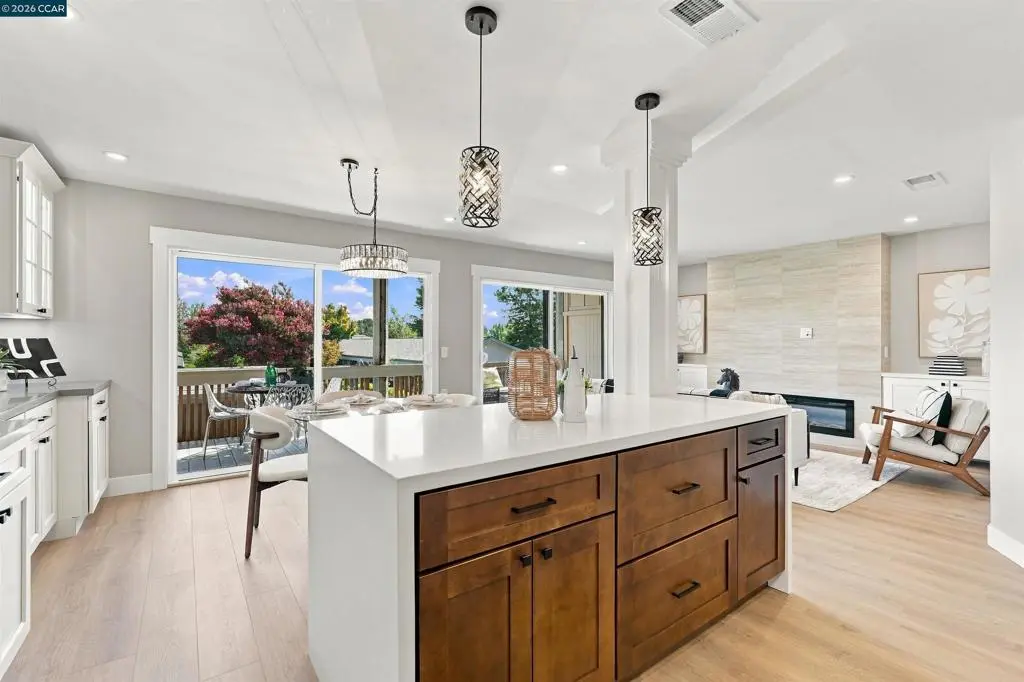 2501 Pine Knoll Dr 10, Walnut Creek, CA — listing photo 1