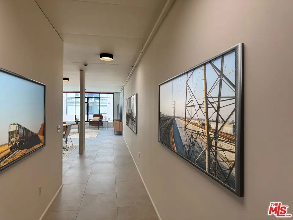 Condominium for sale at 1111 S Grand Avenue 1005, Los Angeles, CA featuring 1 bed and 1 bath
