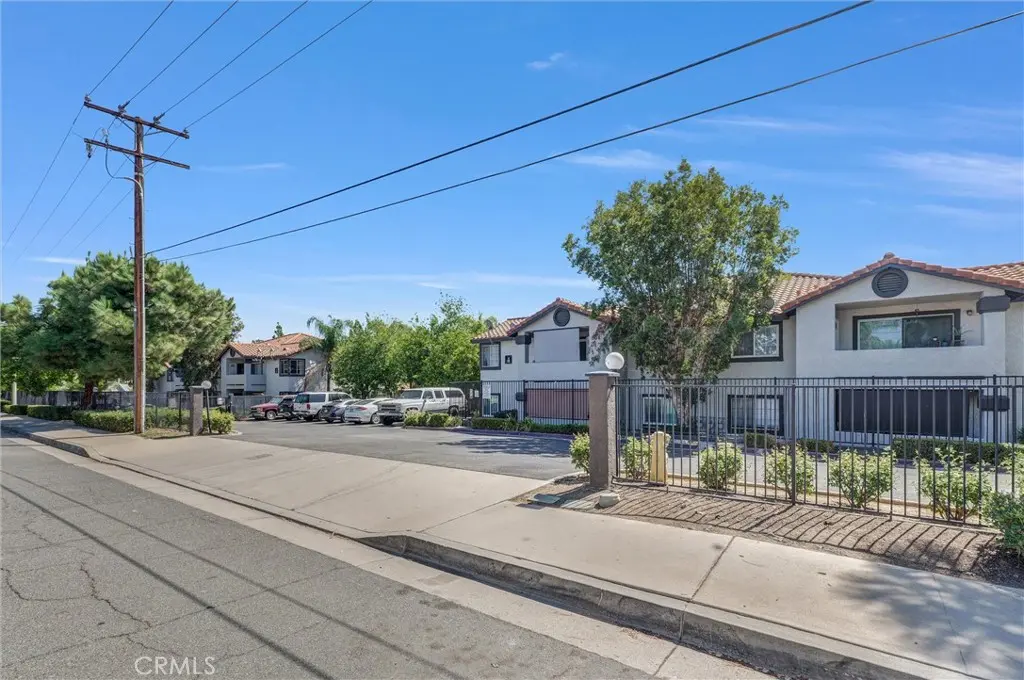 16377 Lakeshore 2B, Lake Elsinore, CA — listing photo 1