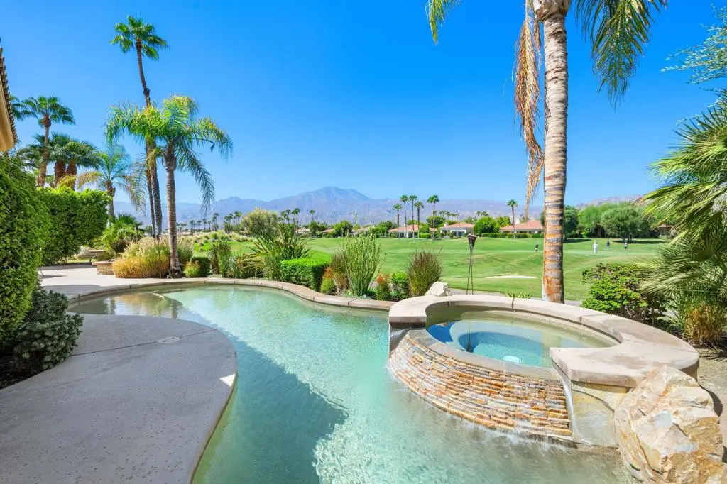 56011 Winged Foot, La Quinta, CA — listing photo 1