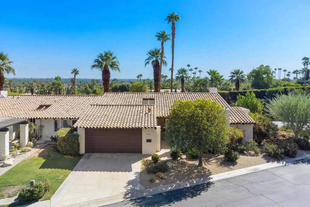 Condominium for rent at 40210 Via Del Cielo, Rancho Mirage, CA featuring 3 beds and 3 baths