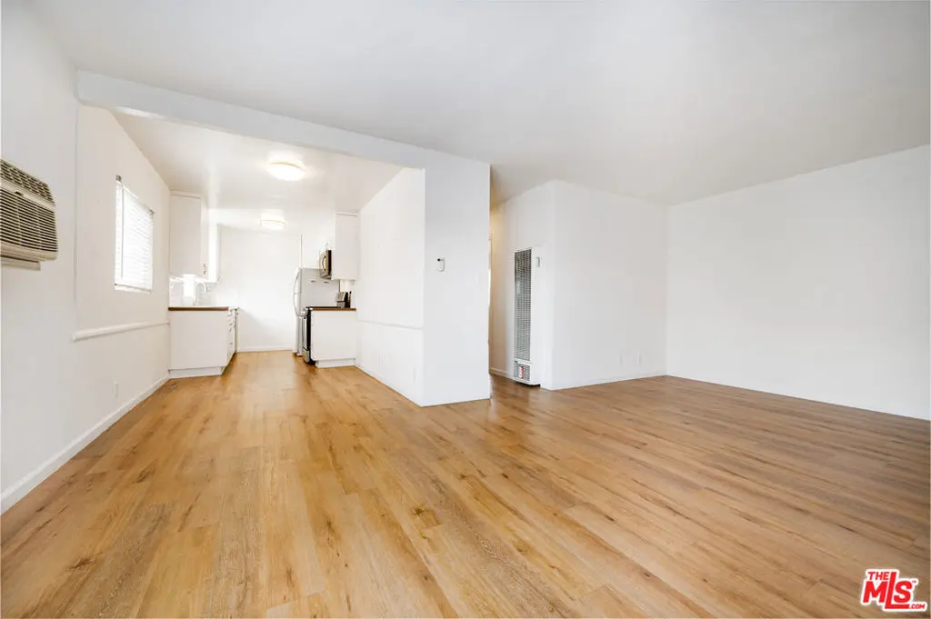 Condominium for rent at 1937 S Shenandoah Street 10, Los Angeles, CA featuring 1 bed and 1 bath