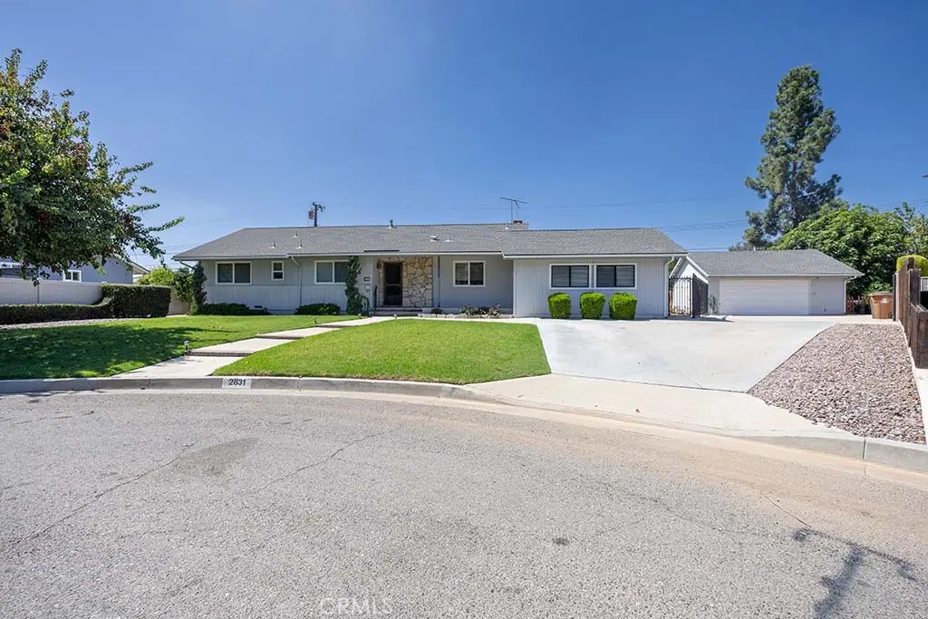 2831 Spruce, Fullerton, CA — listing photo 1