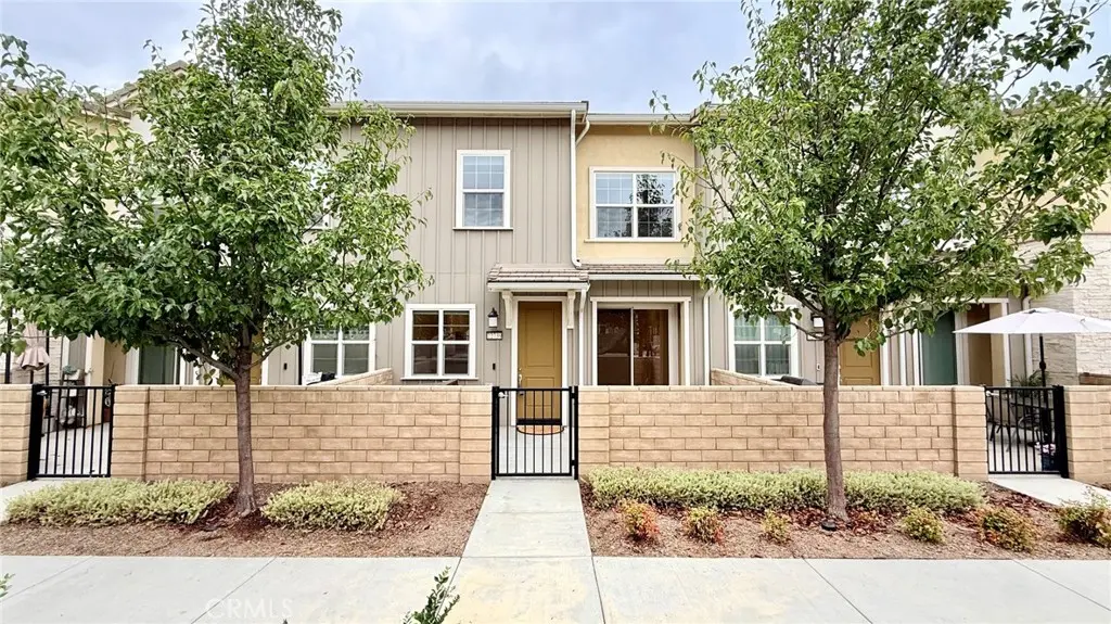 22739 Harmony, Saugus, CA — listing photo 1