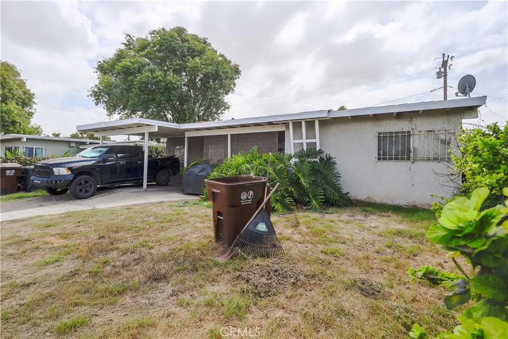 1720 W Caldwell, Compton, CA — listing photo 1