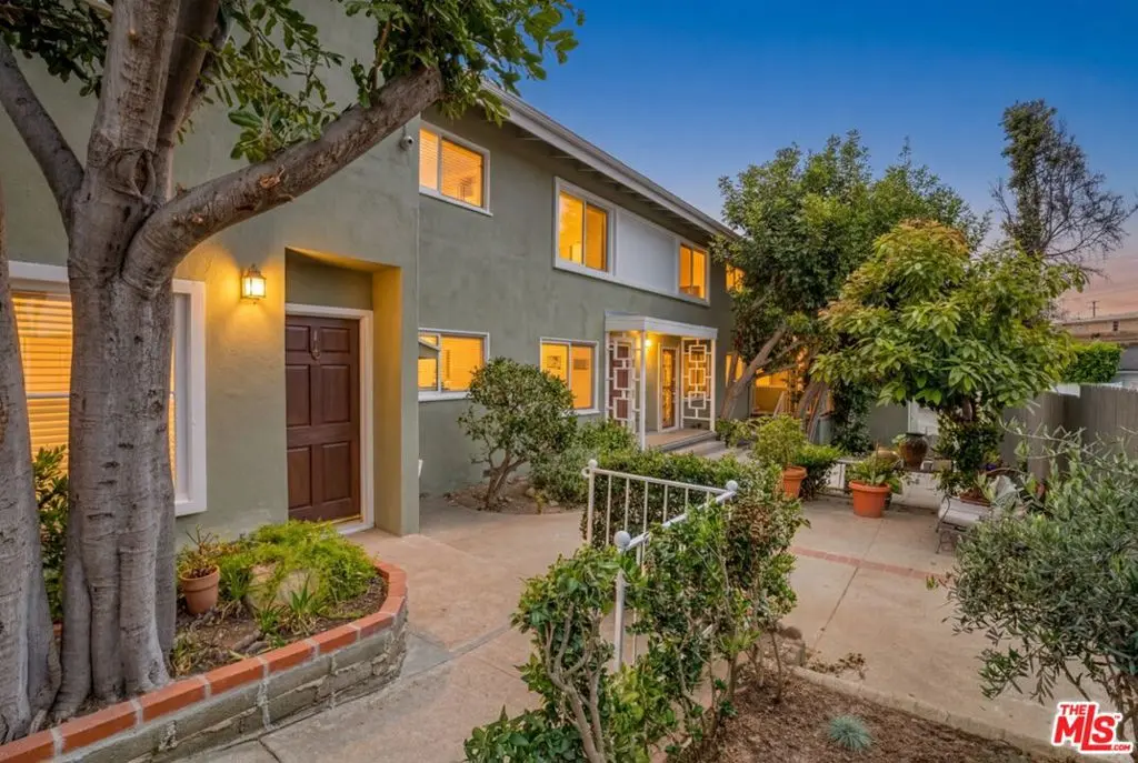 16144 W Sunset Boulevard 5, Pacific Palisades, CA — listing photo 1