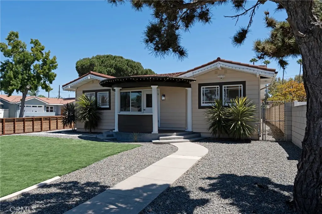 1104 W Palm Avenue, Orange, CA — listing photo 1