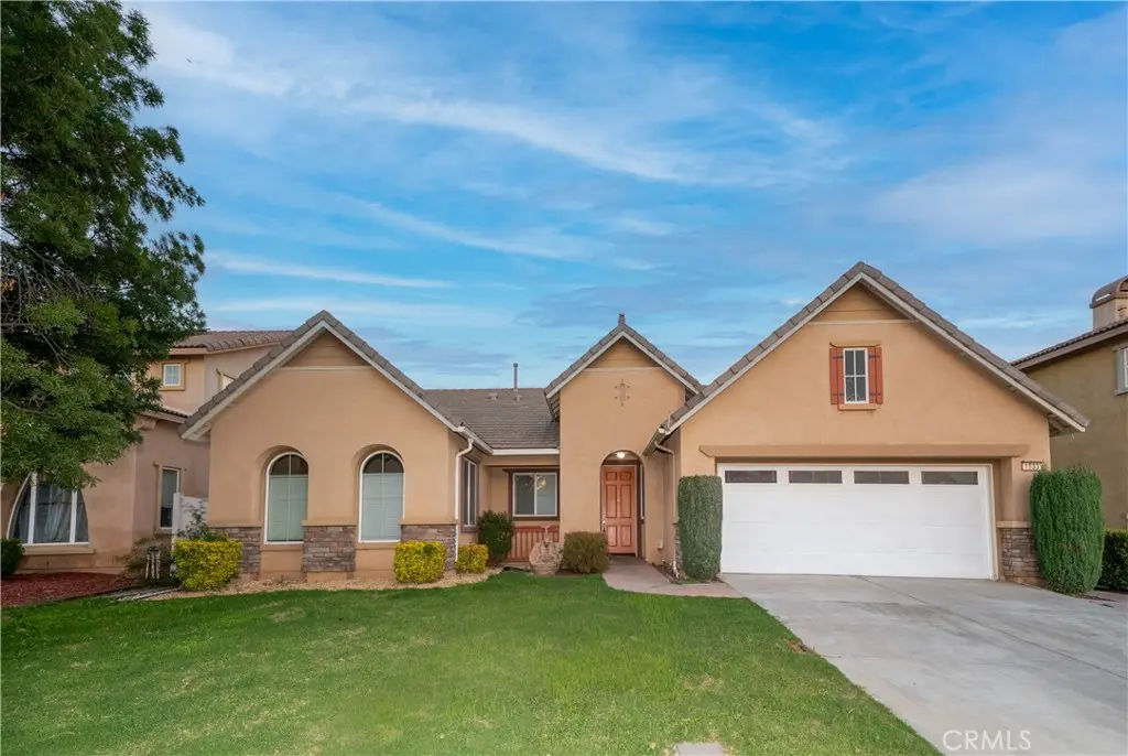 1833 English Oak Way, Perris, CA — listing photo 1