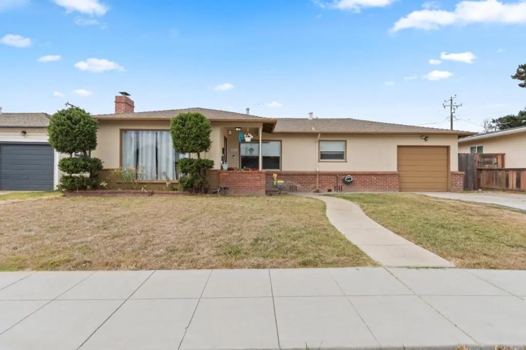 Single Family Residence for sale at 1095 Tyler Street, Salinas, CA featuring 2 beds and 1 bath