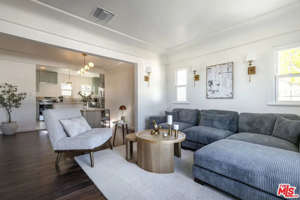 Single Family Residence for rent at 7853 Brighton Avenue, Los Angeles, CA featuring 2 beds and 1 bath