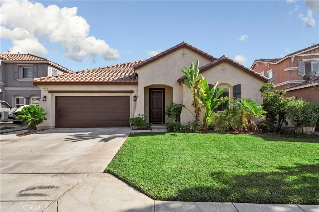 1001 Curlew Street, Perris, CA — listing photo 1