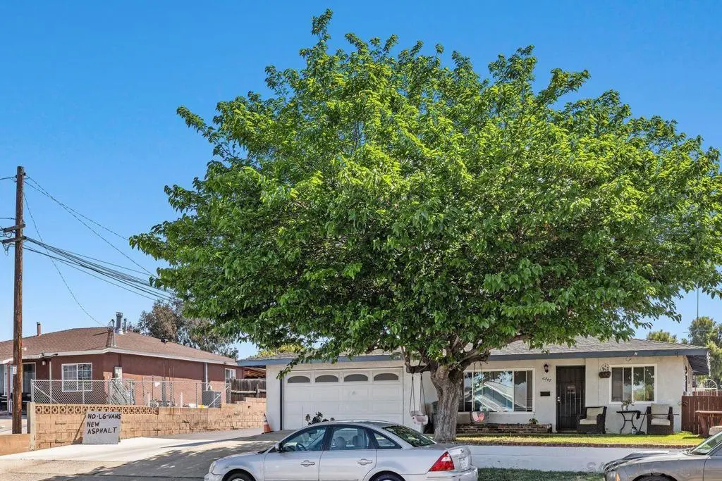 2247 Prospect 2247 Prospect, National City, CA — listing photo 1