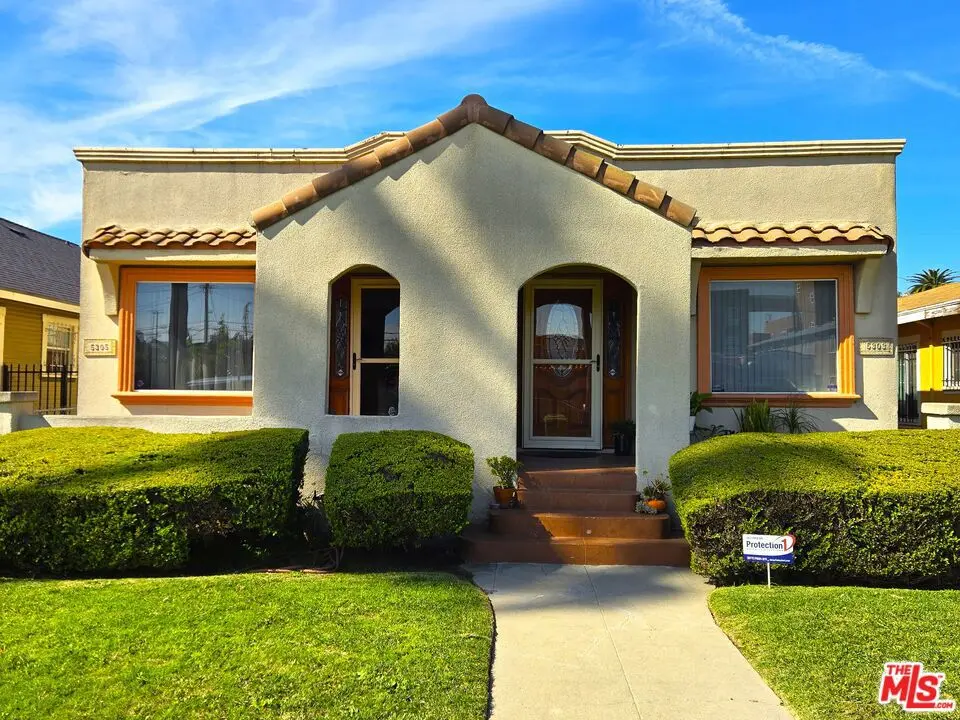 5303 S Manhattan Place, Los Angeles, CA — listing photo 1