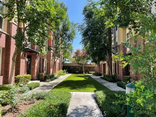 732 W 1st Street, Claremont, CA — listing photo 1
