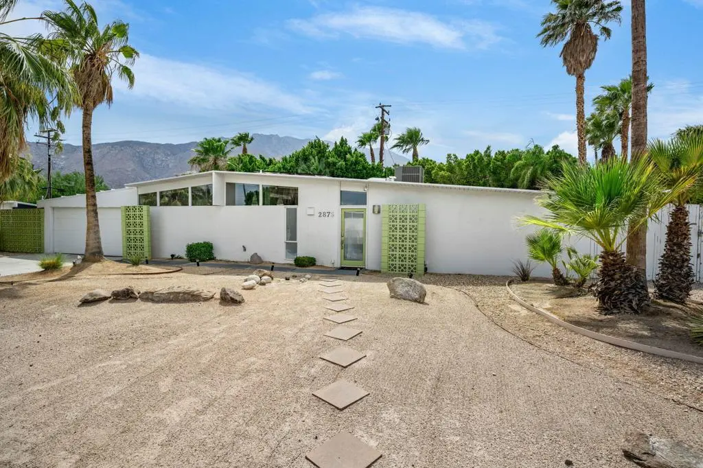 2875 E Wyman Drive, Palm Springs, CA — listing photo 1