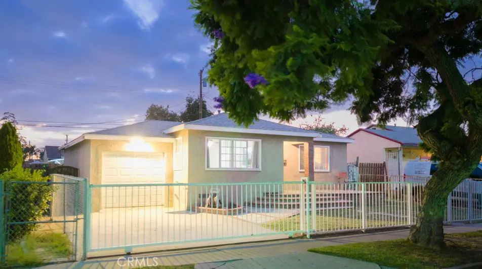 2211 N Grape Ave, Compton, CA — listing photo 1