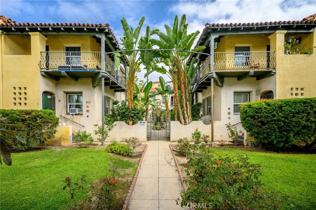 617 E Garfield 209A, Glendale, CA — listing photo 1