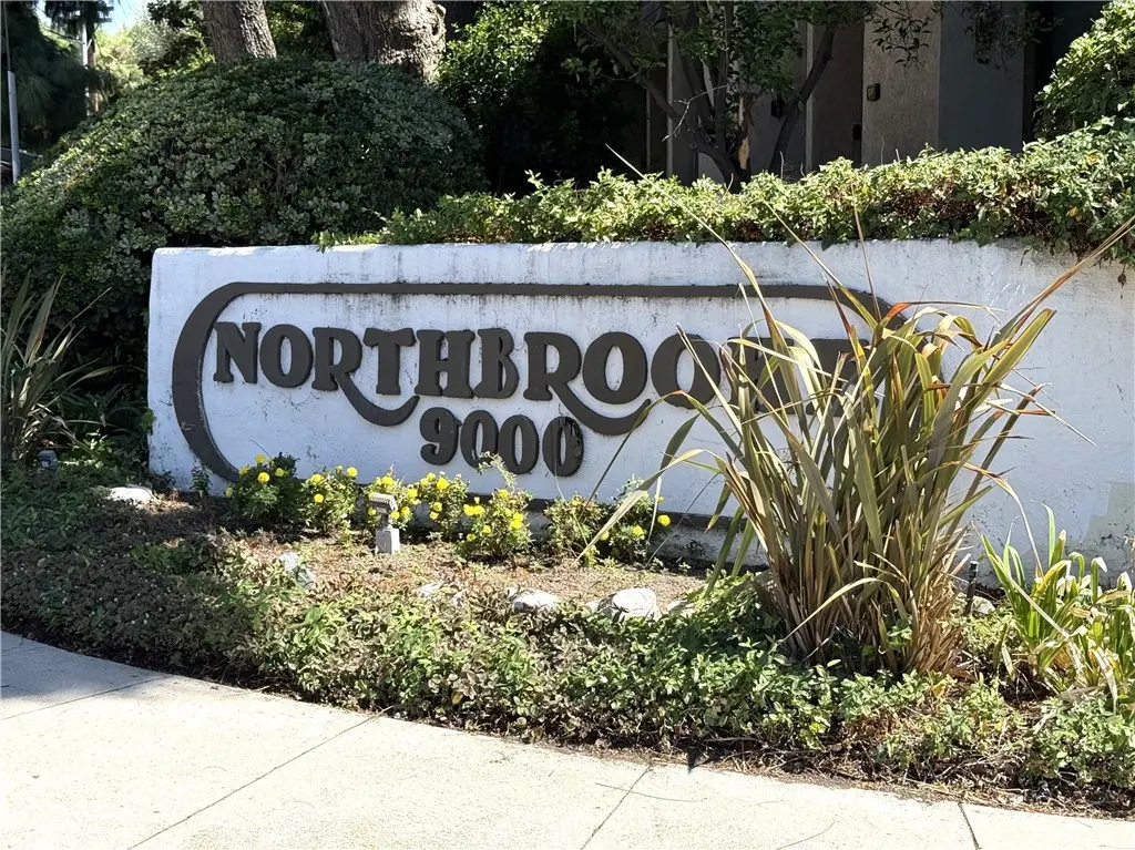 9000 Vanalden Avenue 158, Northridge, CA — listing photo 1