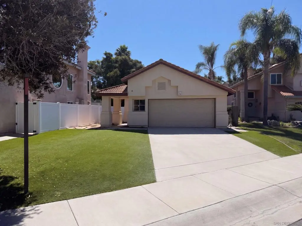 1827 Corte Amarillo, Oceanside, CA — listing photo 1