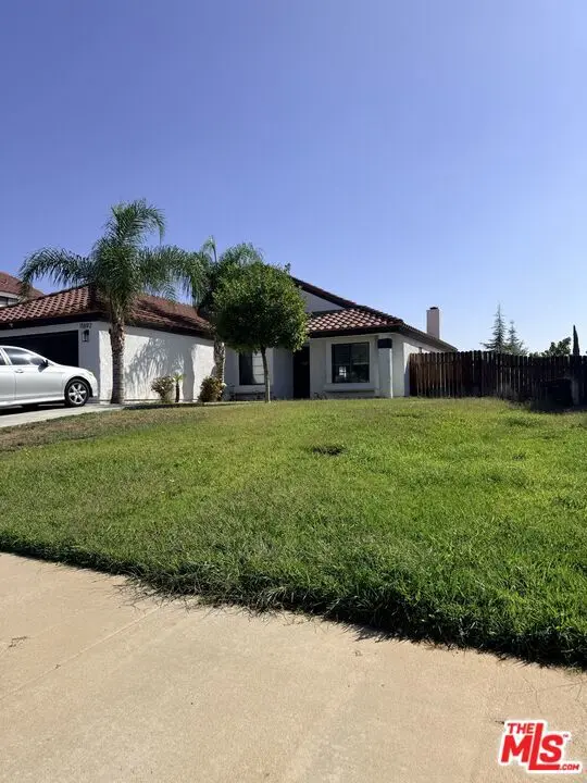 11692 Hummingbird Place, Moreno Valley, CA — listing photo 1
