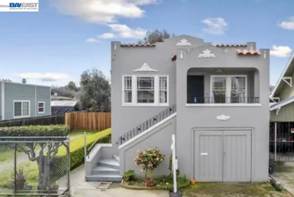 Duplex for sale at 231 W 9Th St, Pittsburg, CA