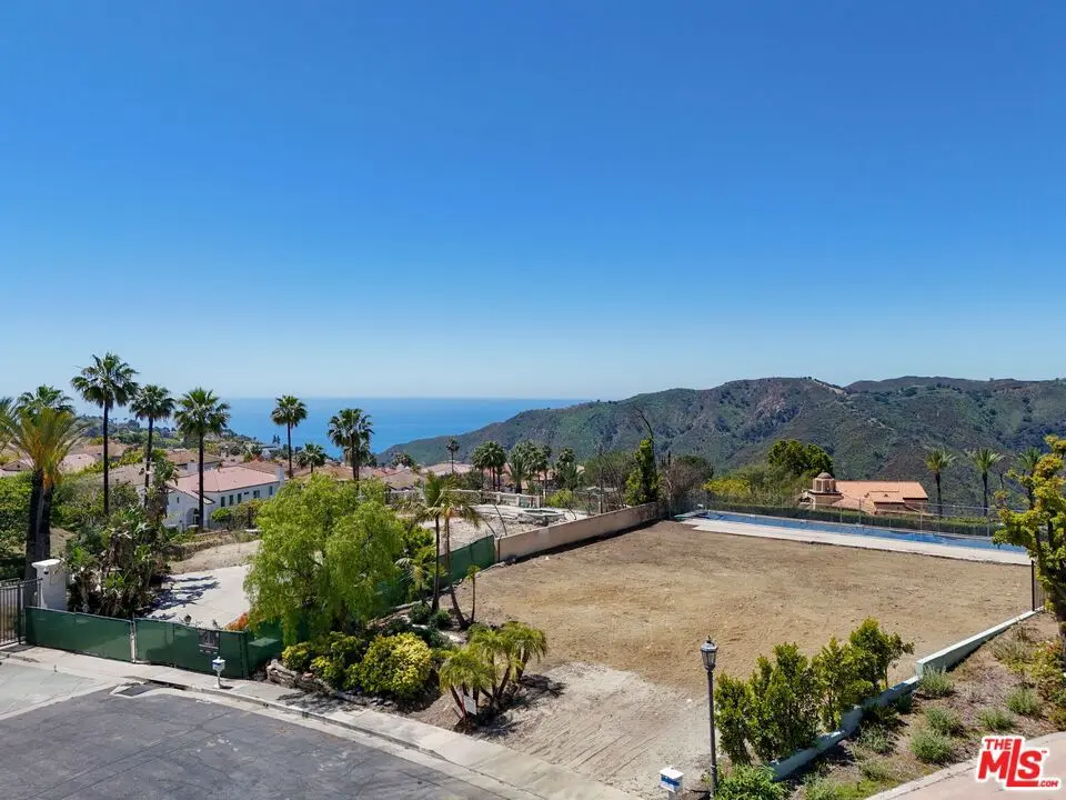 16895 Calle De Sarah, Pacific Palisades, CA — listing photo 1