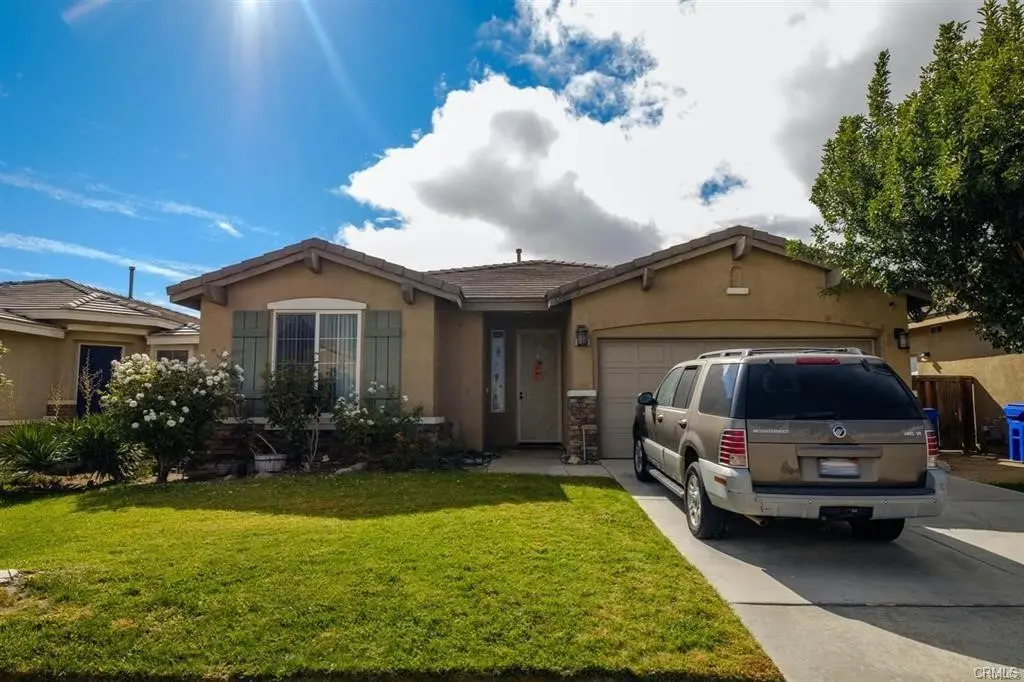 12301 Luna, Victorville, CA — listing photo 1