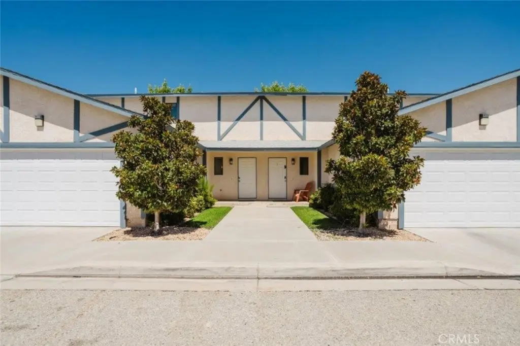 43840 Bobby Jones Drive 2, Lancaster, CA — listing photo 1