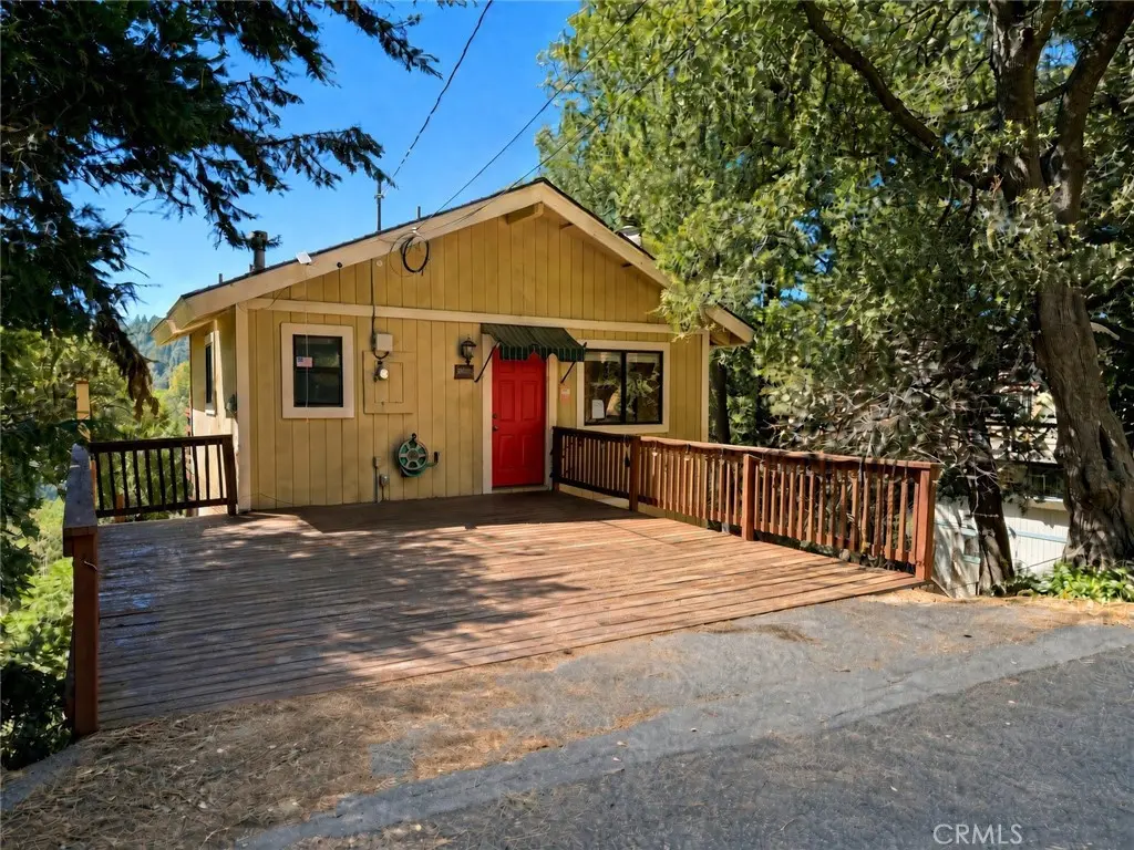 25075 Basel, Crestline, CA — listing photo 1