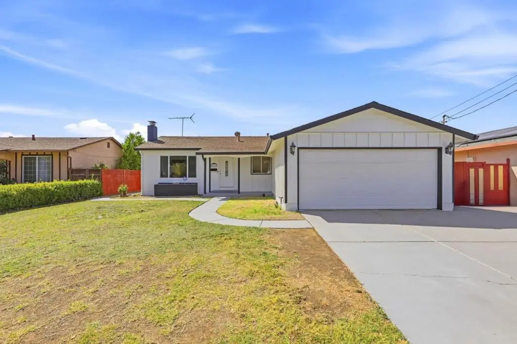 36173 Cedar Boulevard, Newark, CA — listing photo 1